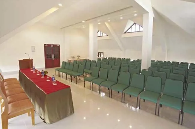 Aroor Residency Hotel Kumbalam